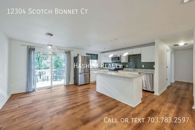 Building Photo - 12304 Scotch Bonnet Ct