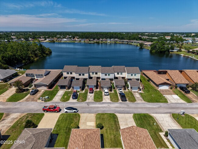 Building Photo - 115 Marin Dr