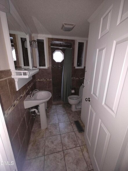 Building Photo - 408 W I St