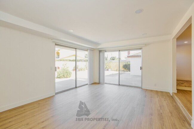 Building Photo - Newly remodeled 5-bedroom, 2.5-bath home in Cypress