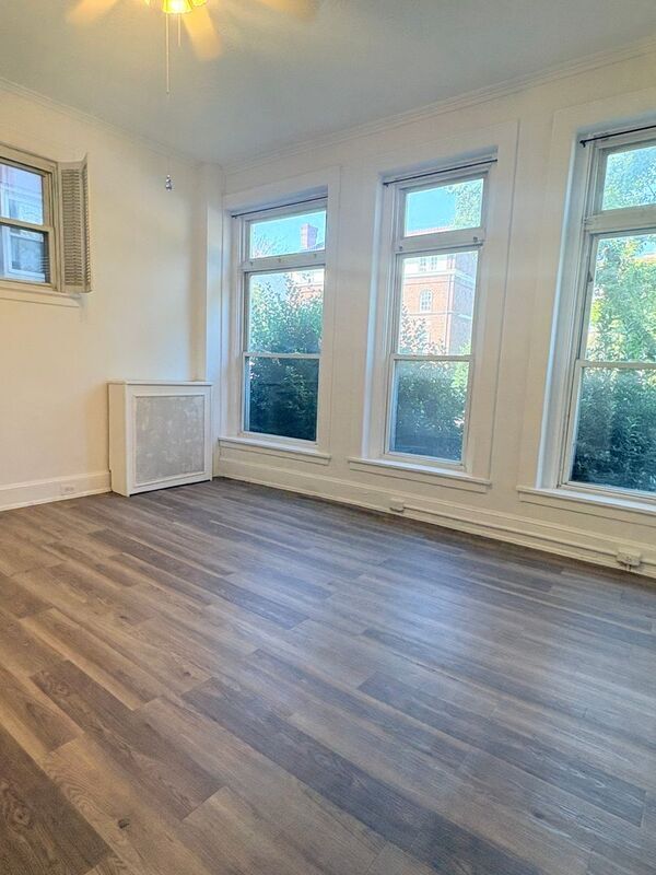 Building Photo - 3037 N Calvert St