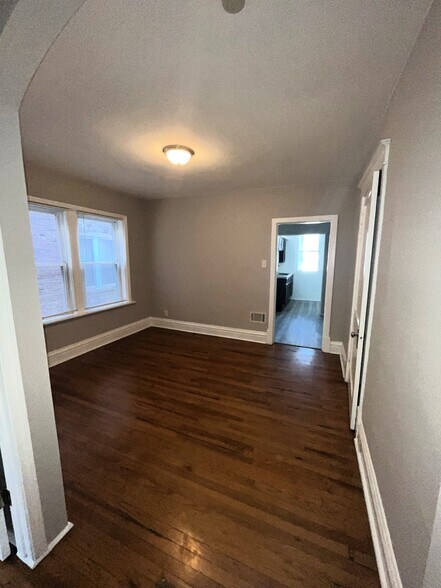 Building Photo - 5243 Bancroft Ave