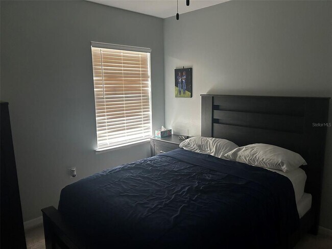 Building Photo - 947 Wages Way