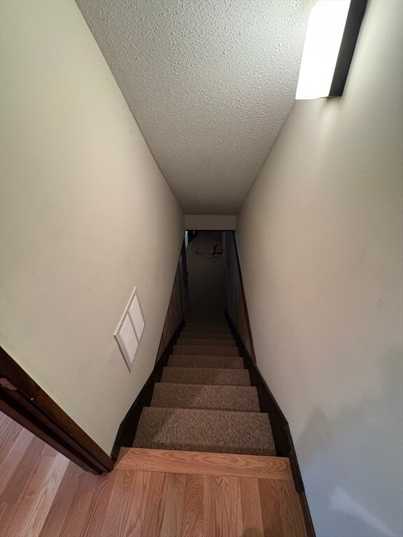 Building Photo - 445 Old Stone Brook