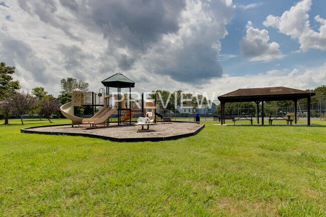 Building Photo - 856 Maitland Drive