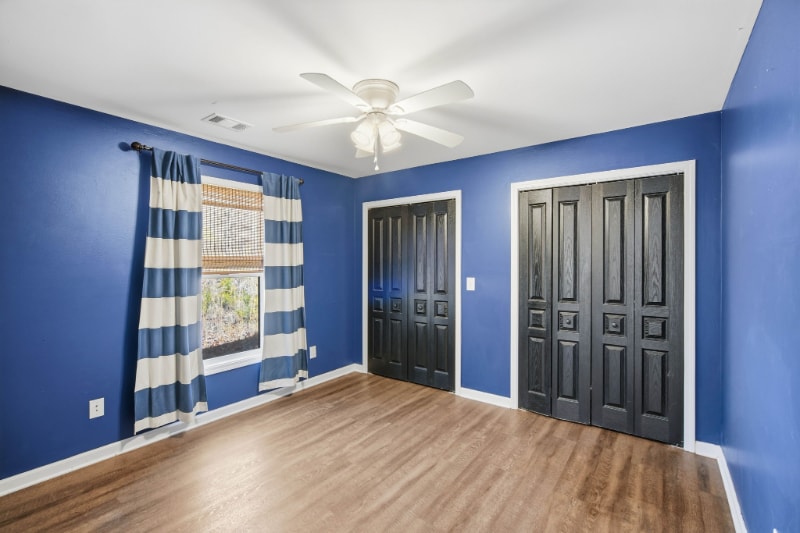 Building Photo - 7621 Maple Pl