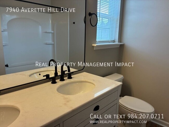 Building Photo - 7940 Averette Hill Dr