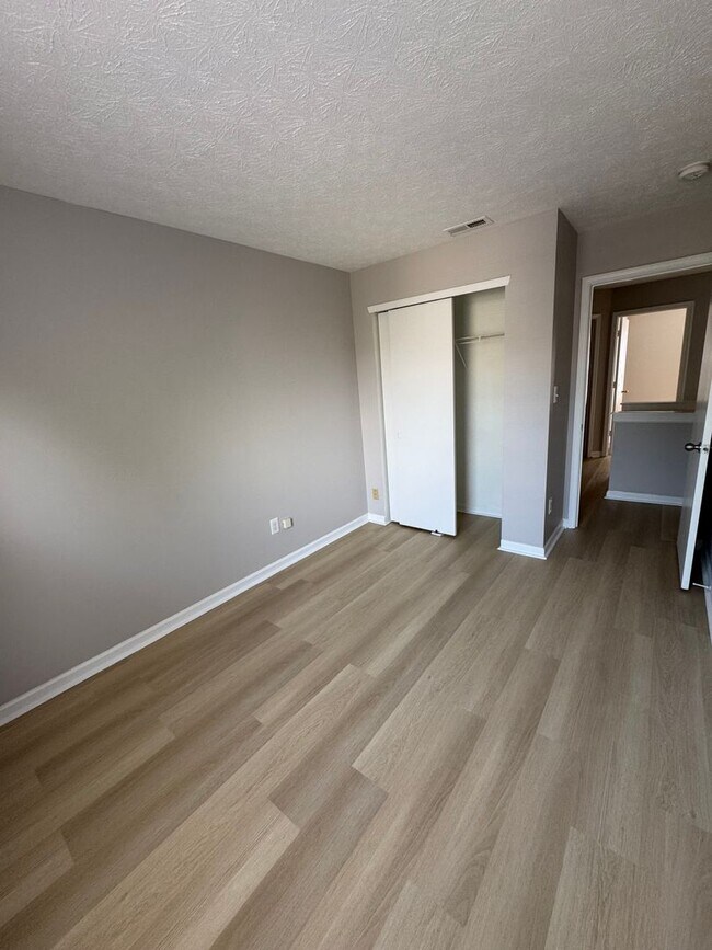 Building Photo - 4074 Lassen Ln