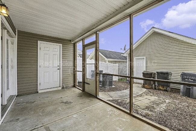 Building Photo - 13844 Cypress Woods Dr