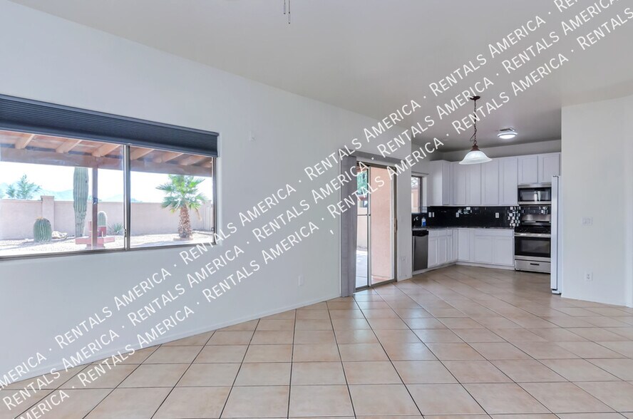 Building Photo - 60191 Verde Vista Ct