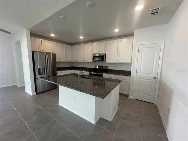 Building Photo - 8795 SW 135th Pl