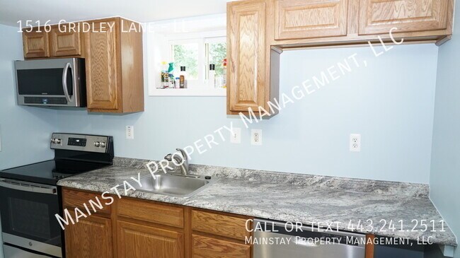 Building Photo - 1516 Gridley Ln