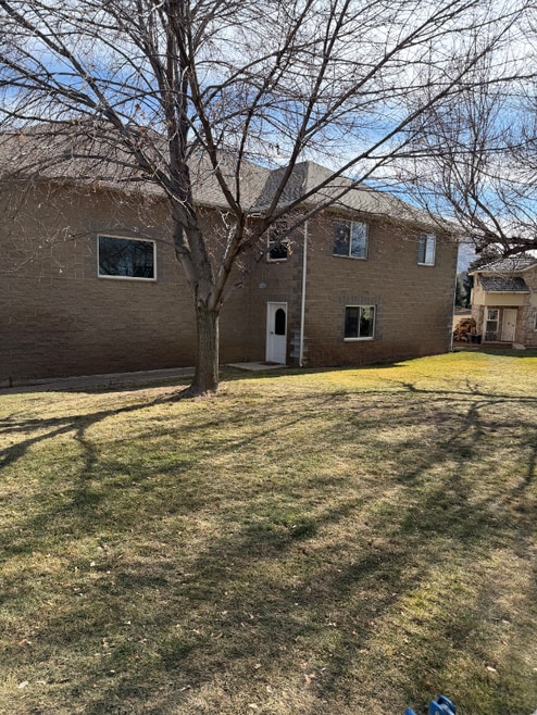 Building Photo - 1185 W 2400 S St