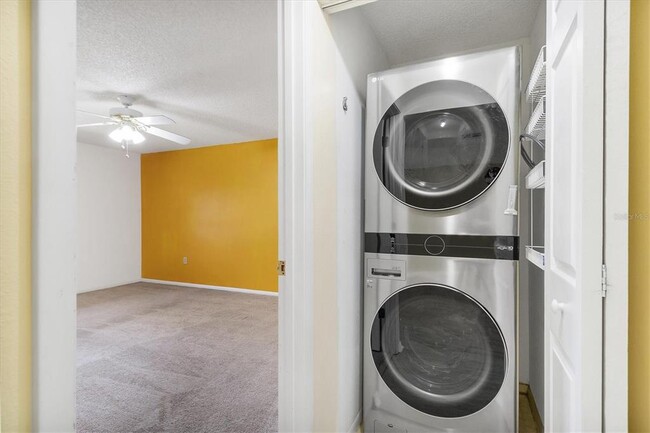 Building Photo - 4414 Spicewood Dr