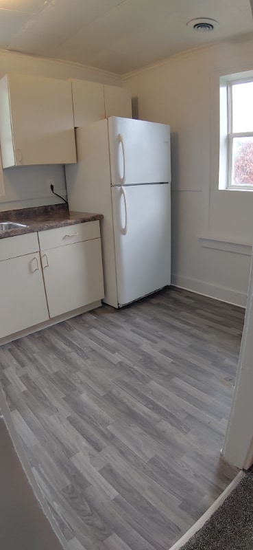 Building Photo - 1 W Hickory St