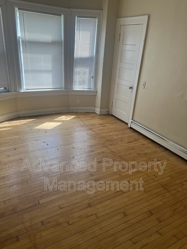 Building Photo - 3113 W McKinley Blvd