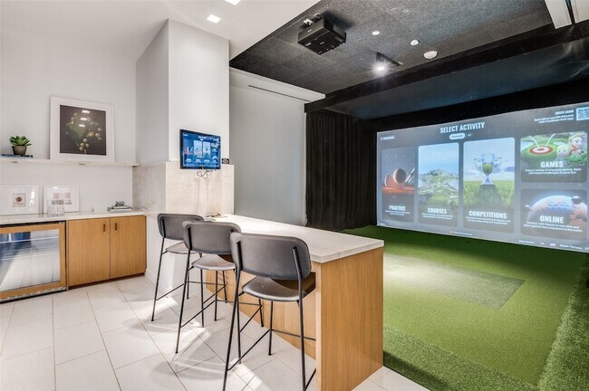 Building Photo - 3003 Maple Ave