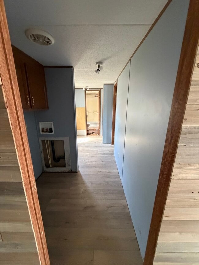 Building Photo - 157 Goodlett Dr