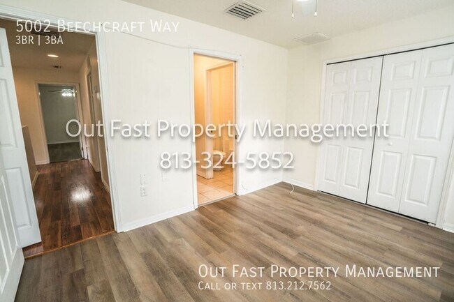 Building Photo - 5002 Beechcraft Way