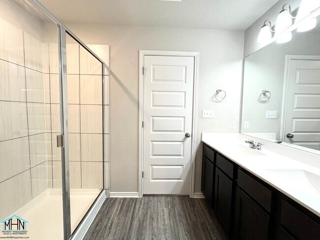 Building Photo - Beautiful San Antonio Rental with Open Lay...