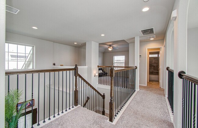 Building Photo - 2202 Anzio Ct