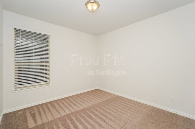 Building Photo - 1016 Napier Way
