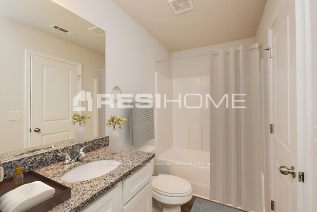 Building Photo - 205 Chimney Ridge Ln