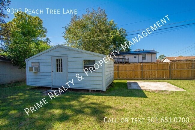 Building Photo - 9303 Peach Tree Ln