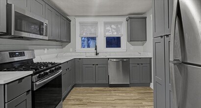 Building Photo - 11 Ginita St