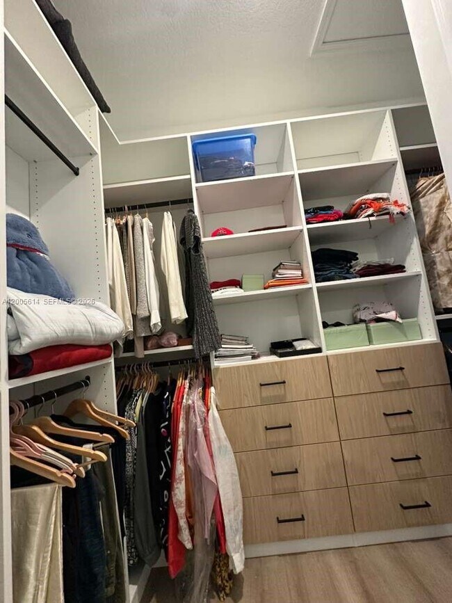 Building Photo - 2952 Embark Trl