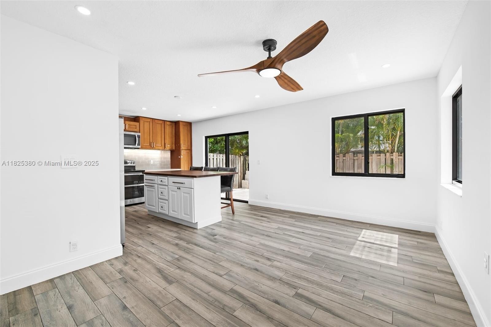 Building Photo - 11293 Rhapsody Rd
