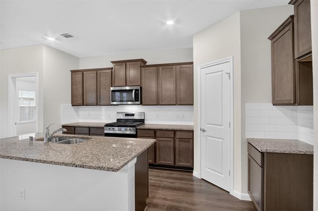 Building Photo - 408 Stampede Ln