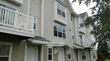 Primary Photo - 5 Sabertooth Ln