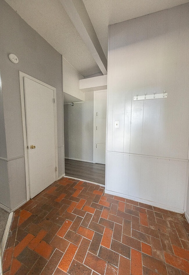 Building Photo - 4409 44th St