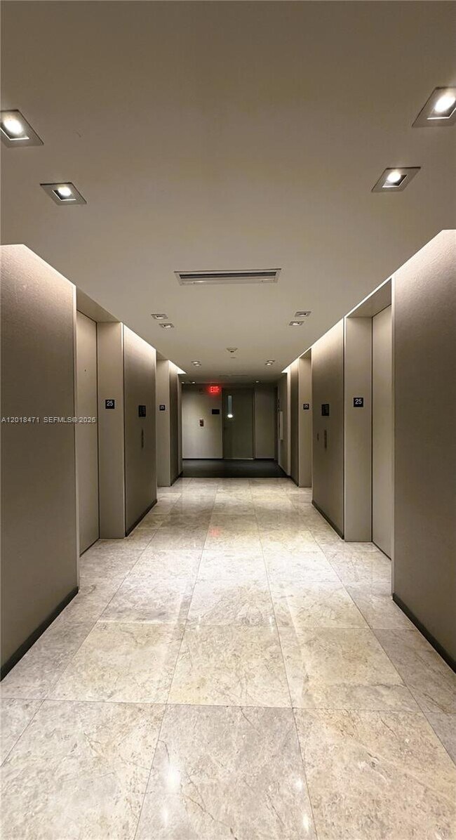 Building Photo - 1451 Brickell Ave