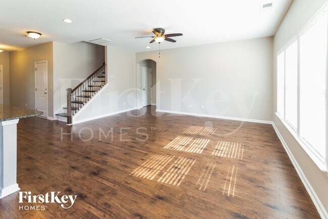Building Photo - 423 Mountain Laurel Cir