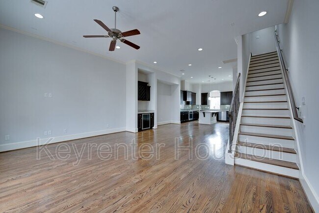 Building Photo - 4203 Feagan St