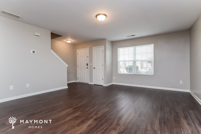 Building Photo - 1515 Hydrangea Ln