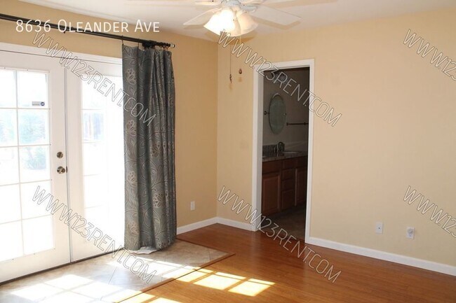 Building Photo - 8636 Oleander Ave