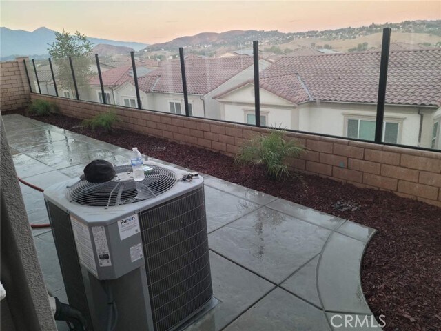 Building Photo - 22128 Garibaldi Dr