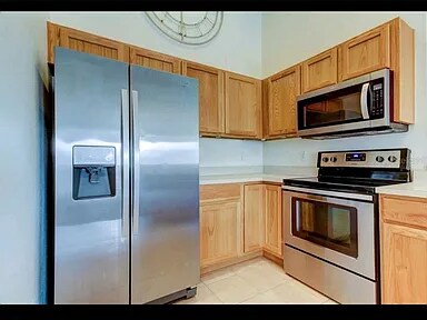 Building Photo - 5116 6th St N