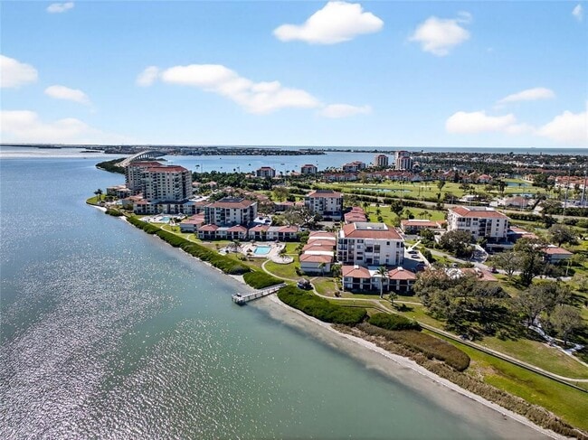 Building Photo - 6218 Palma Del Mar Blvd S