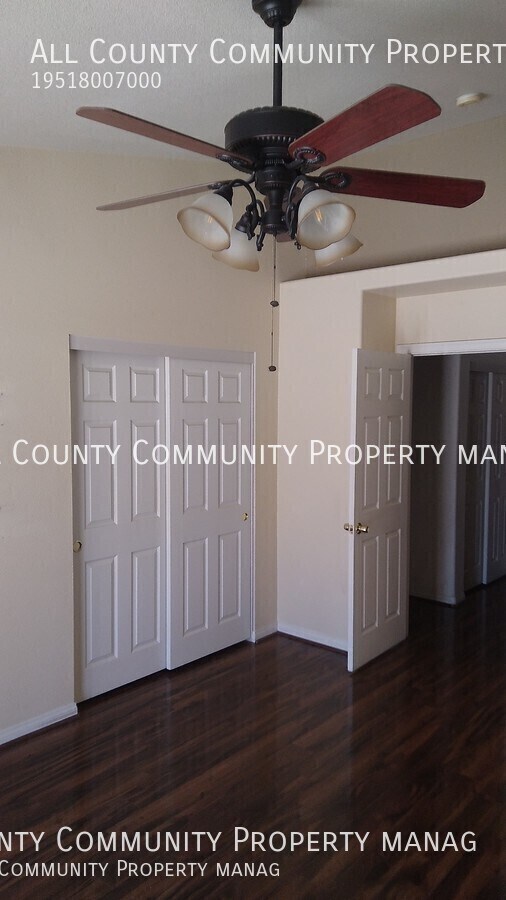 Building Photo - 8613 Bolero Dr