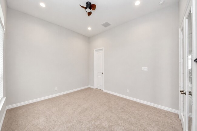 Building Photo - 24003 Cannon Anello Ct