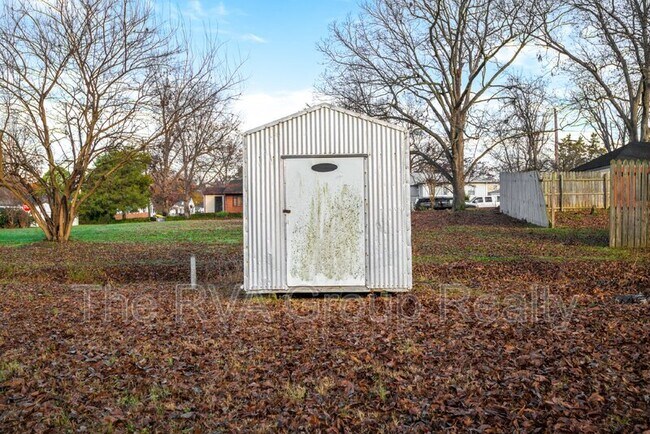 Building Photo - 2407 Bluefield St