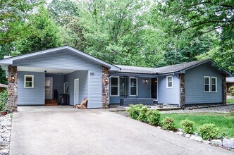 Building Photo - West Gate Area Home | Home | Unfurnished