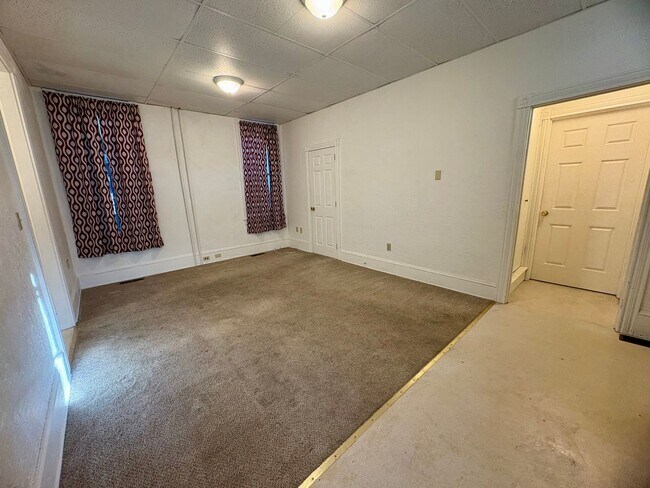 Building Photo - 1 Brown St