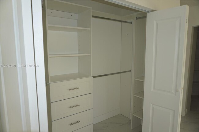 Building Photo - 15614 SW 110th Terrace