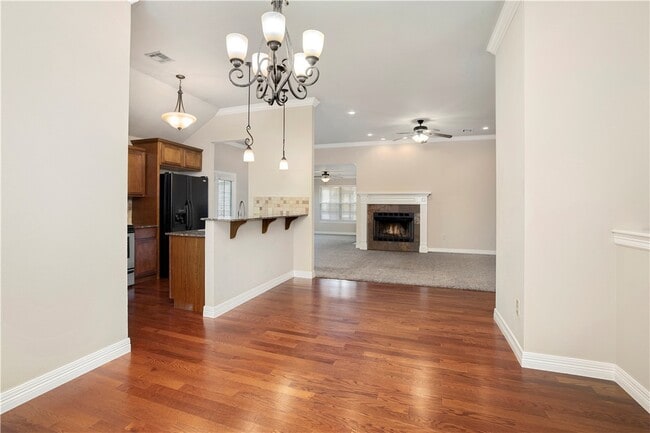 Building Photo - 3544 E Crow Ln
