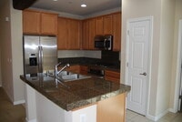 Building Photo - 2 Bedroom, 2 Bathroom Townhome in Damonte Ranch